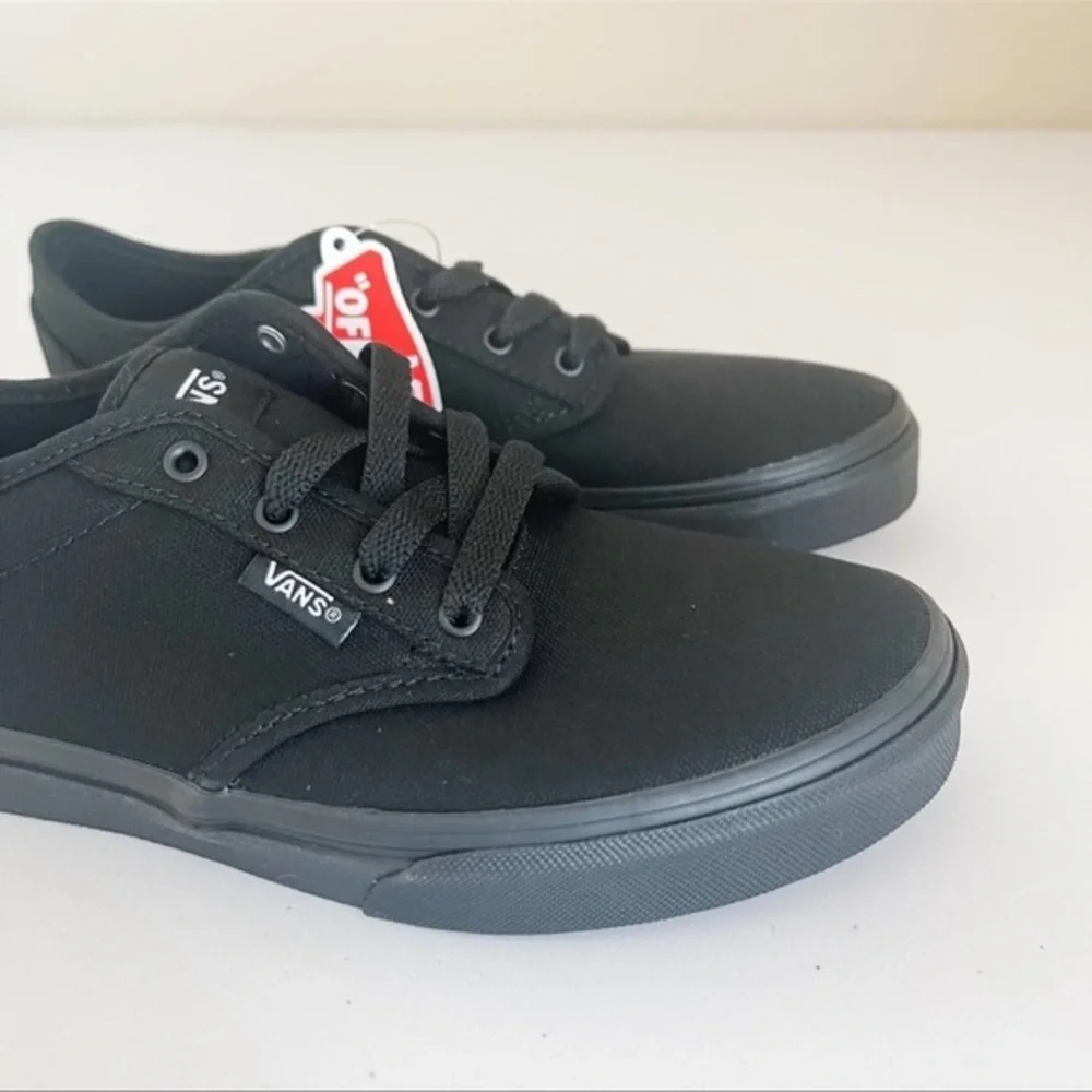 Vans Atwood Canvas Skate Shoes Sneakers Lace Up Black on Black‎ Youth Size 13.5